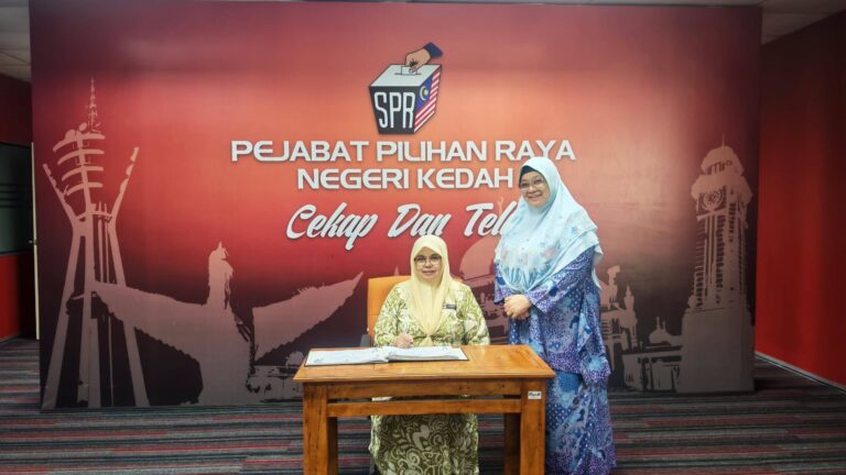 KUNJUNGAN HORMAT PENGARAH JABATAN PENERANGAN MALAYSIA NEGERI KEDAH KE PEJABAT PILIHAN RAYA NEGERI KEDAH