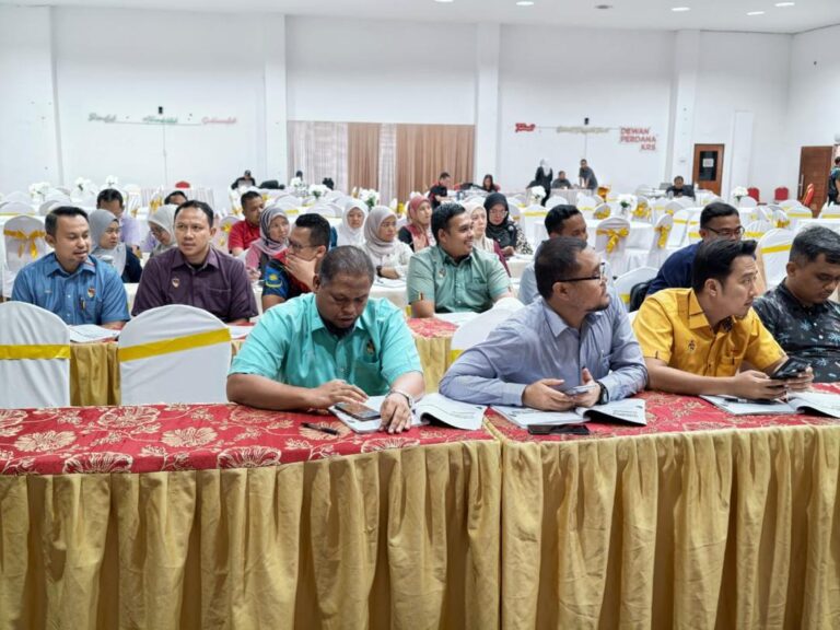 TAKLIMAT KEPADA PEMBANTU PILIHAN RAYA 