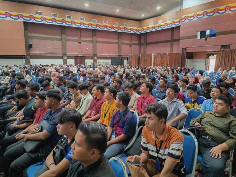 Program Pendidikan Pengundi (VE) dan Outreach di Politeknik Tuanku Syed Sirajuddin