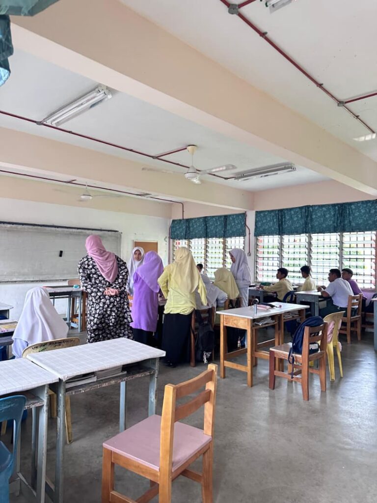 LAWATAN PUSAT MENGUNDI P.053 BALIK PULAU