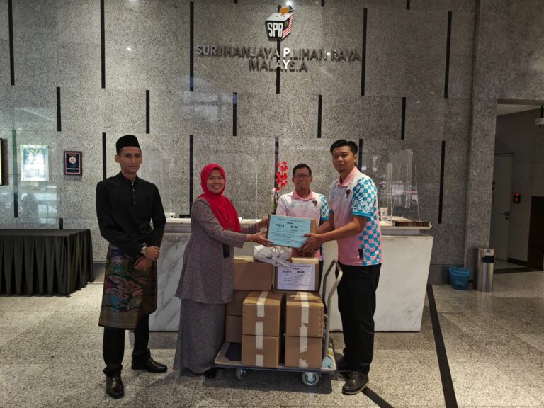 PENYEDIAAN DAN PENYERAHAN DAFTAR PEMILIH PILIHAN RAYA (DPPR) UNTUK KEGUNAAN PILIHAN RAYA KECIL DEWAN NEGERI N.48 AYER KUNING, PERAK