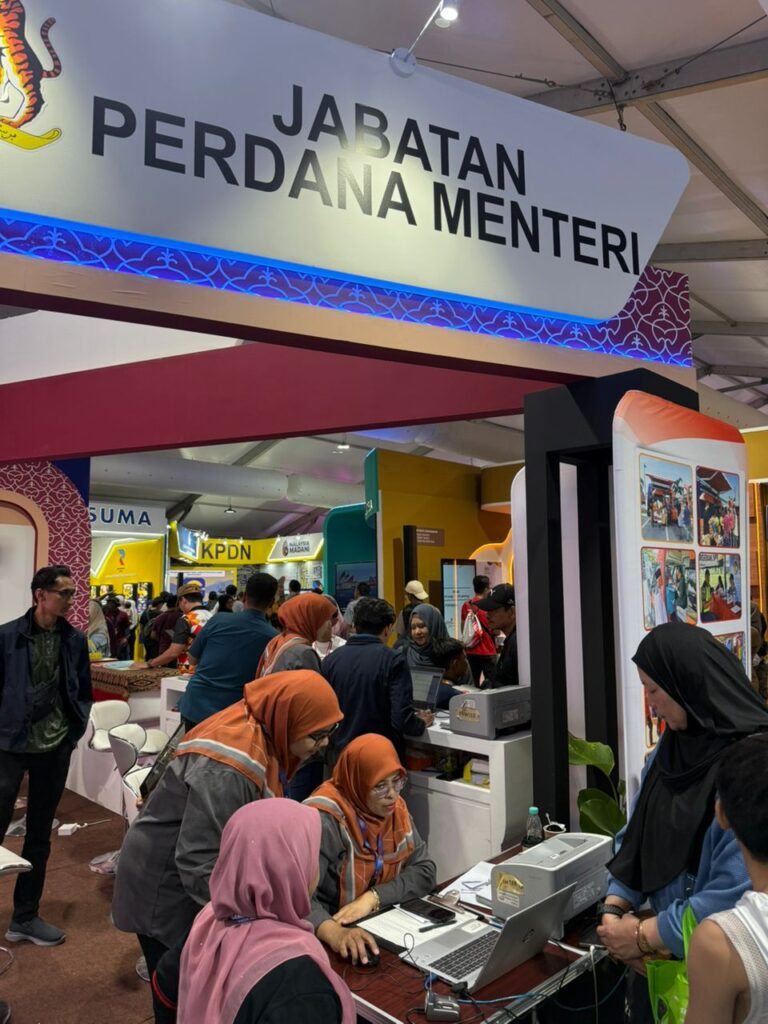 PEMBUKAAN RERUAI SURUHANJAYA PILIHAN RAYA SEMPENA PROGRAM RANCAKKAN MADANI BERSAMA MALAYSIAKU DAN KONVENSYEN REFORMASI PERKHIDMATAN AWAM TAHUN 2025 (PROGRAM RANCAKKAN MADANI)